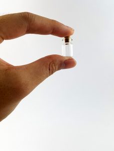 2ml Tiny mini glass bottle